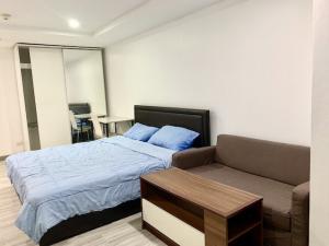 The Trendy Sukhumvit 13 Private comfortable clean 7th floor BTS Nana ภาพที่ 3