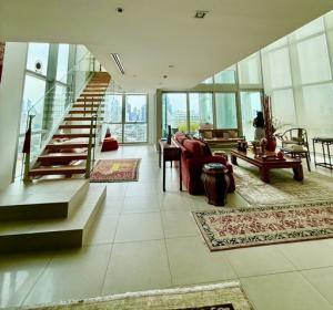 P594 ให้เช่า คอนโด เดอะ ริเวอร์ เจริญนคร  THE RIVER  ห้อง Duplex river view วิวแม่น้ำเจ้าพระยา  ใกล้ icon siam ซ.เจริญนคร 13